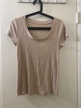 A New Day Women’s Scoop Neck Short Sleeve Top - Cream Beige Medium